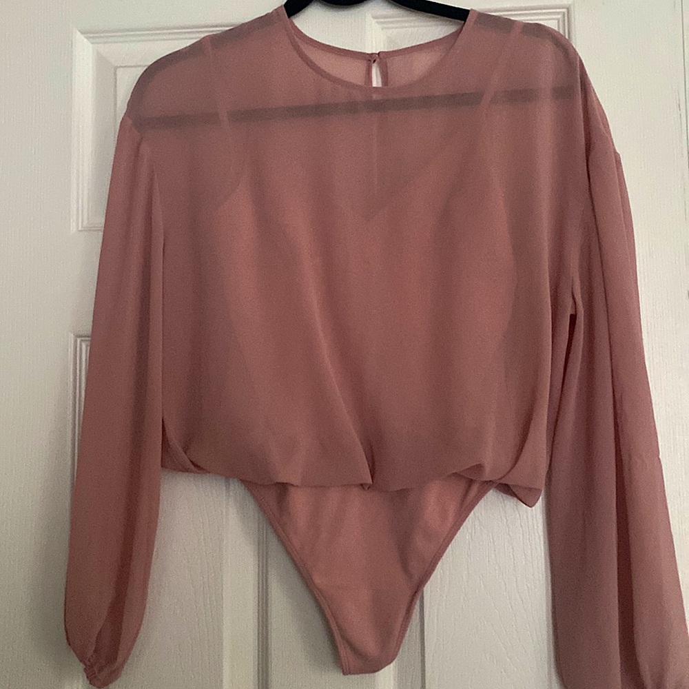 Aritizia Wilfred Talmont Bodysuit in Rose Mauve